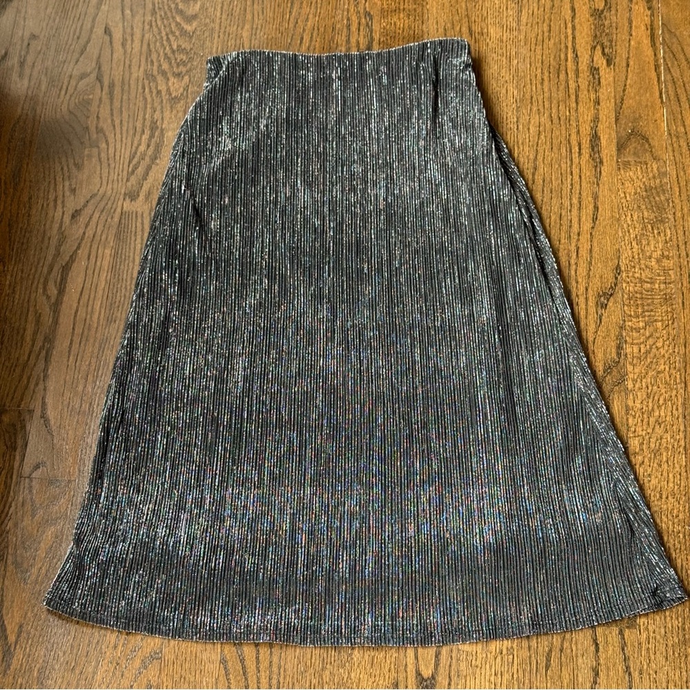 NWOT - Black & Silver Skirt